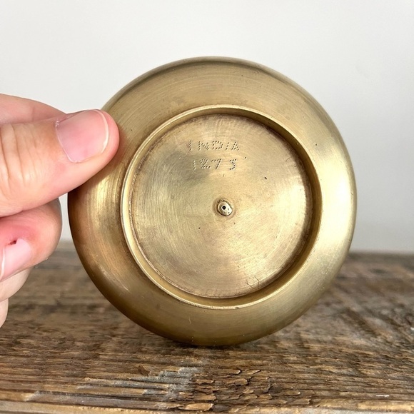 brass round ashtray - Picture 3 of 4